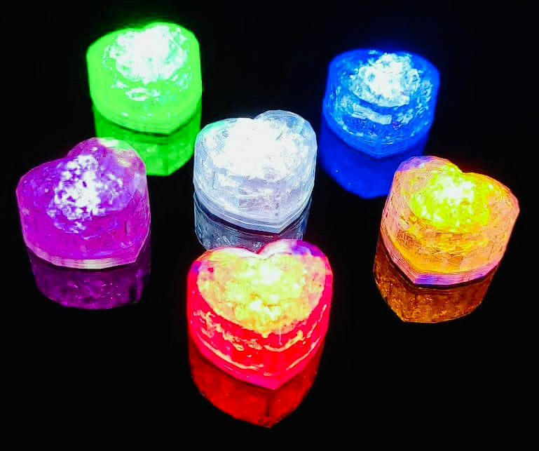 LED Eiswürfel Herz 12er Pack – Romantische Party-Dekoration