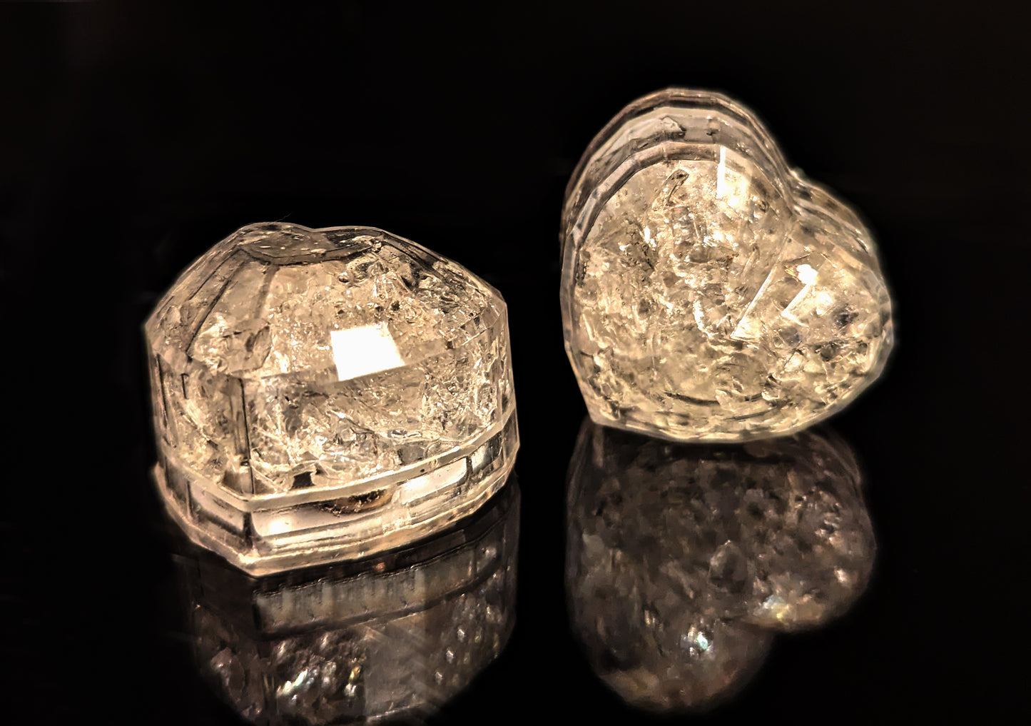 LED Eiswürfel Herz 12er Pack – Romantische Party-Dekoration