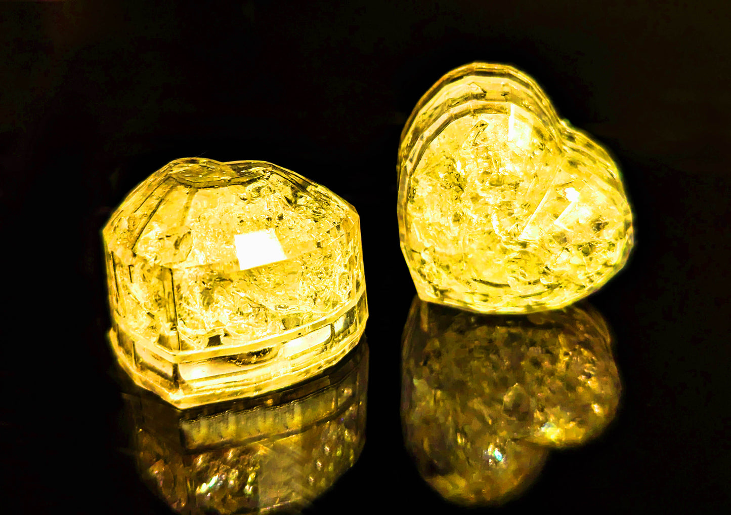 LED Eiswürfel Herz 12er Pack – Romantische Party-Dekoration