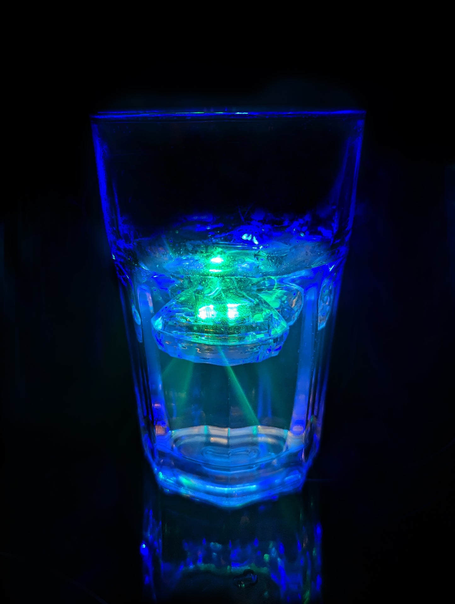 LED Eiswürfel Diamant 12er Pack – Exklusive Party-Dekoration