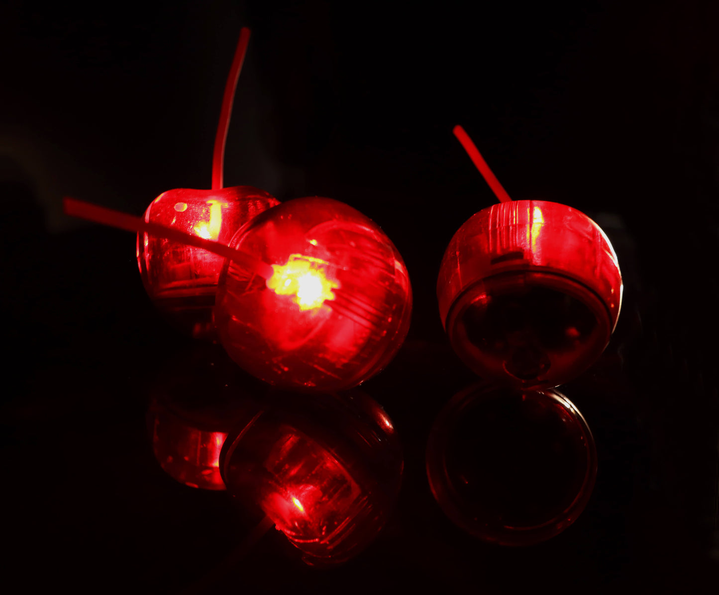 LED Eiswürfel Kirsche 24er Pack – Leuchtende Party-Dekoration