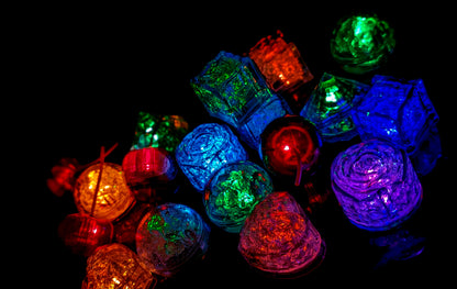 LED Eiswürfel 96er Mix Paket – Leuchtende Getränkedekoration