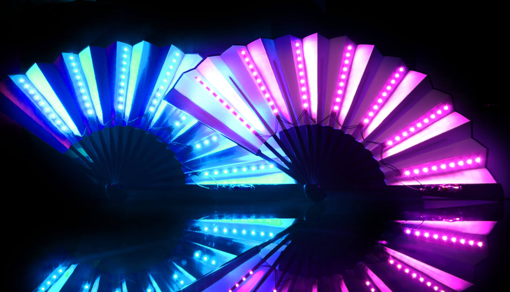 XL LED Handfächer RGB 30er Business Pack – Leuchtende Party-Dekoration
